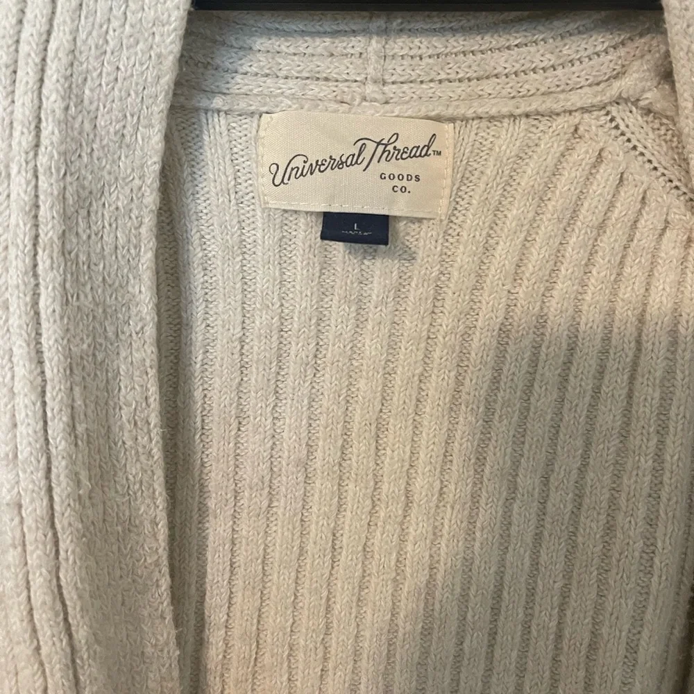 Universal Thread Large Cardigan - Picture 2 of 4